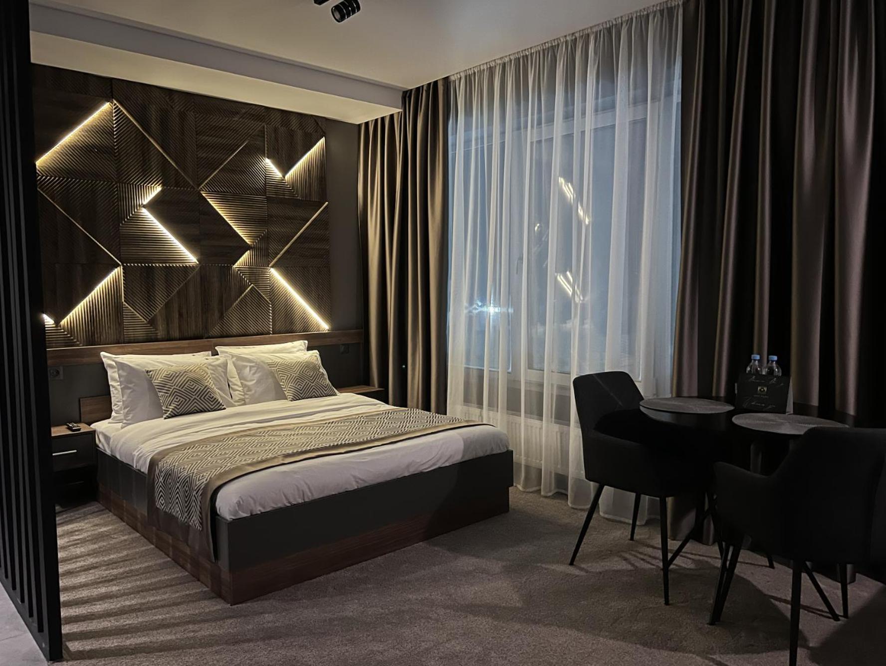 Hide Park Hotel Vinnytsia Extérieur photo