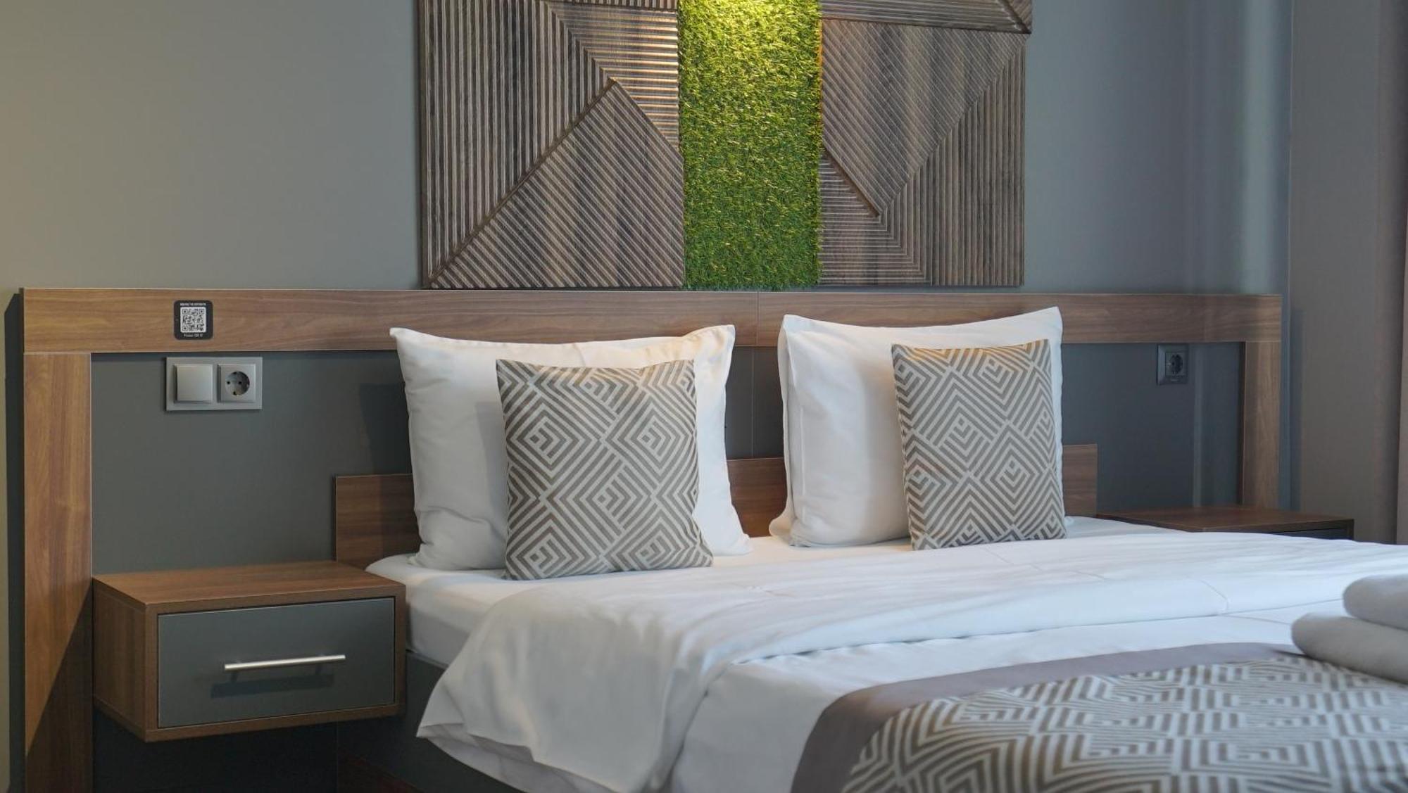Hide Park Hotel Vinnytsia Extérieur photo