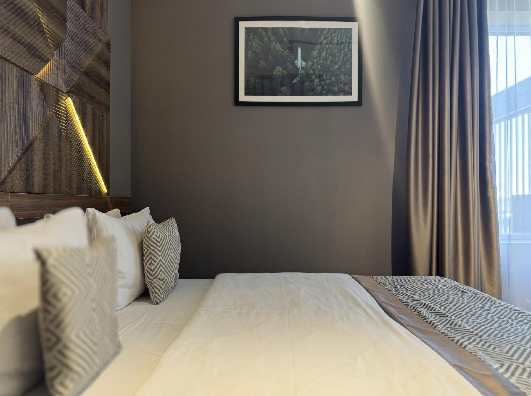 Hide Park Hotel Vinnytsia Extérieur photo