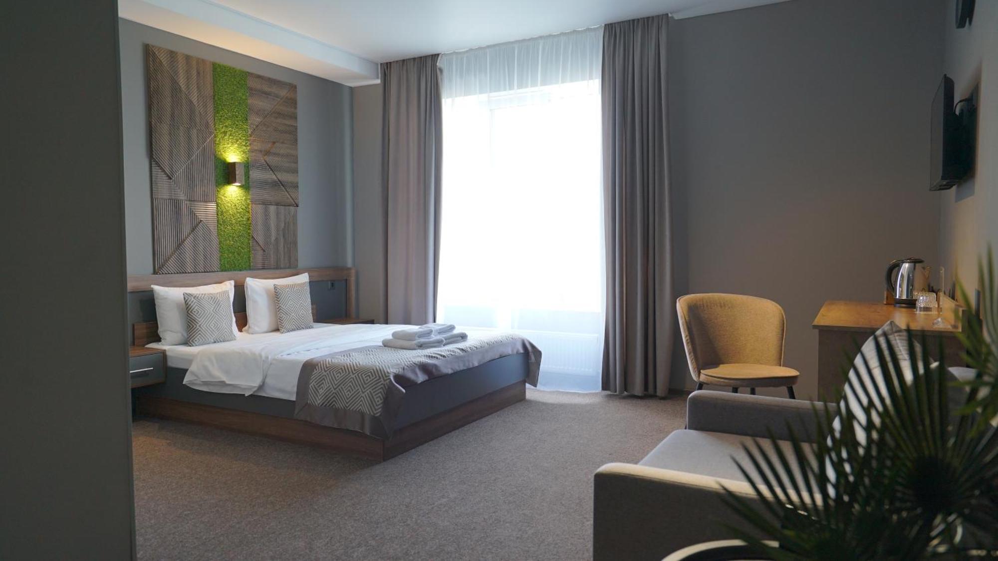 Hide Park Hotel Vinnytsia Extérieur photo