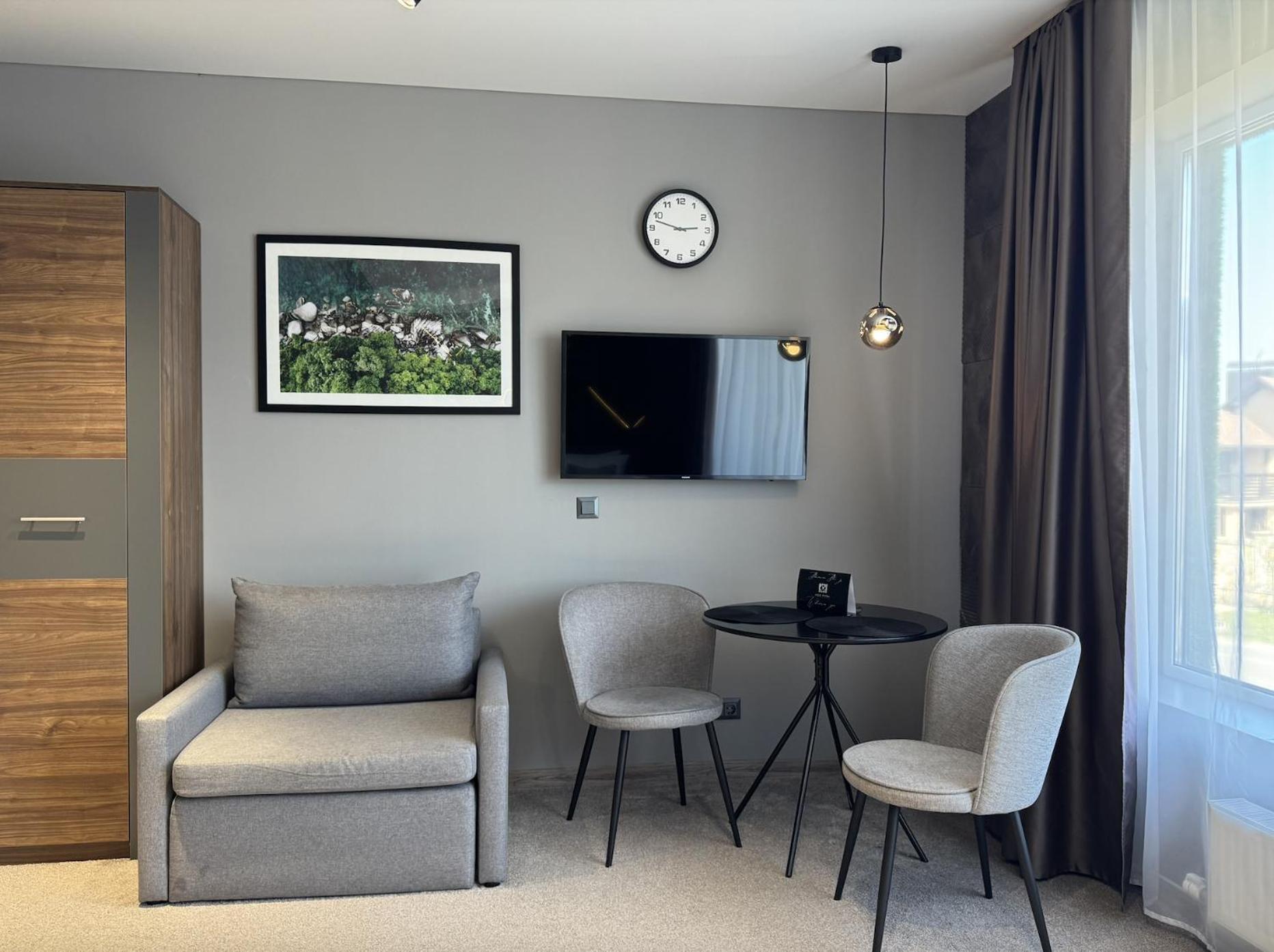 Hide Park Hotel Vinnytsia Extérieur photo